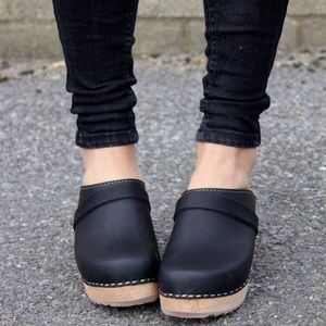 NEW Lotta from Stockholm Leather Clogs Sz 38